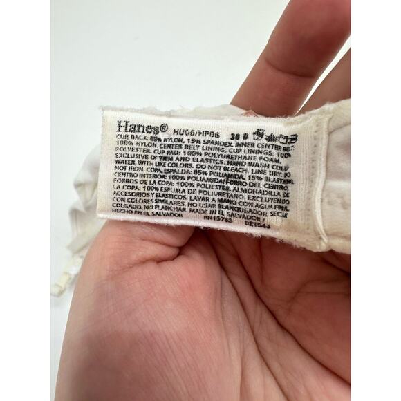 Hanes Womens Bra Size 36B White Padded Adjustable - Picture 3 of 6